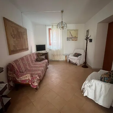 Vicino Al Mare Apartment